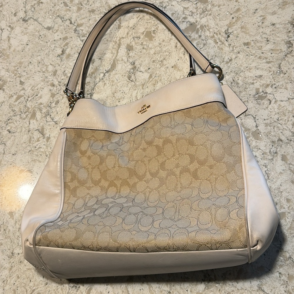 COACH~LEXY~JACQUARD~SMOOTH LEATHER~INSIDE ZIP~MULTIFUNCTION POCKETS~VERY NICE~BR